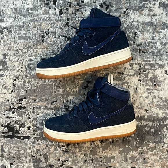 Nike RARE - Navy denim and Gum Sole air force one LIKE NEW - Picture 3 of 6